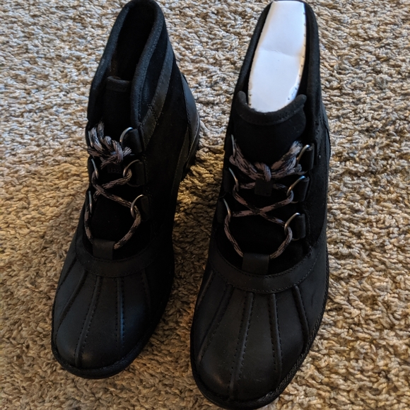 ugg boots - Picture 4 of 7